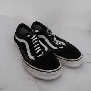 Black Old Skool Suede Vans